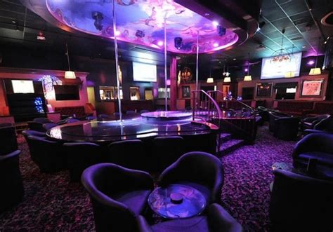 18 and over dance clubs los angeles|18+ bar.